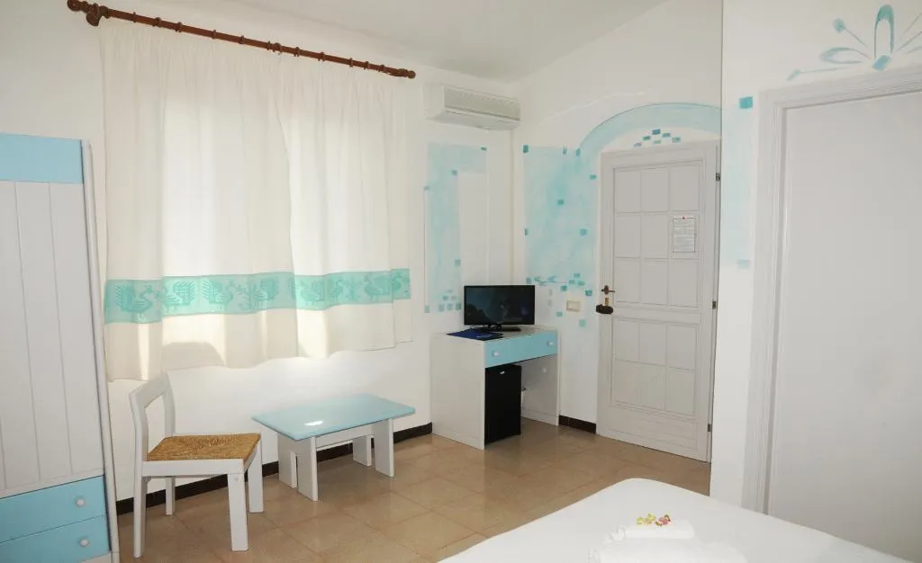 DOUBLE SINGLE USE STANDARD Room, Resort Fior di Sardegna, Olbia