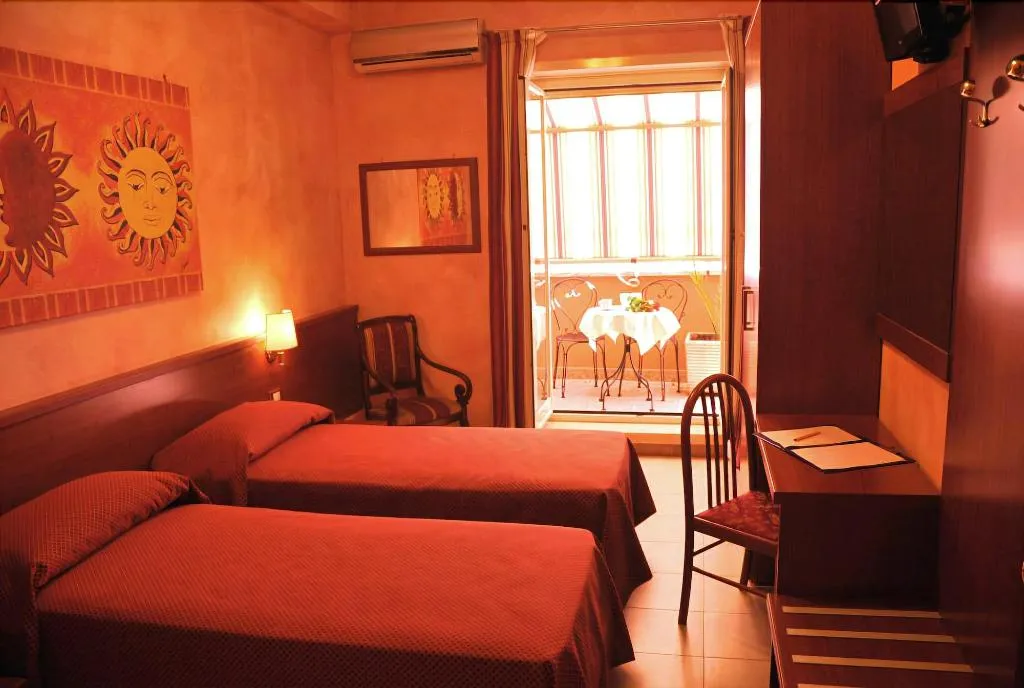 Room, B&B Alba Domus Roma, Rome