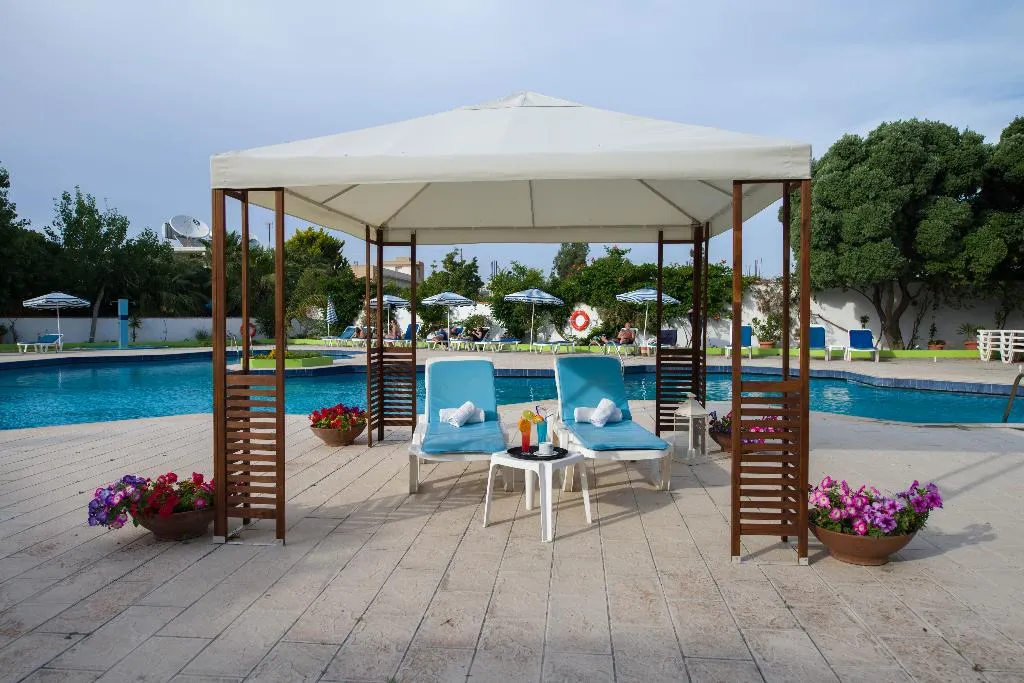 Pool, Happy Days, Rhodes