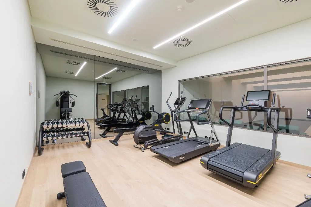 Sports and Entertainment, Luster Hotel, Lisbon