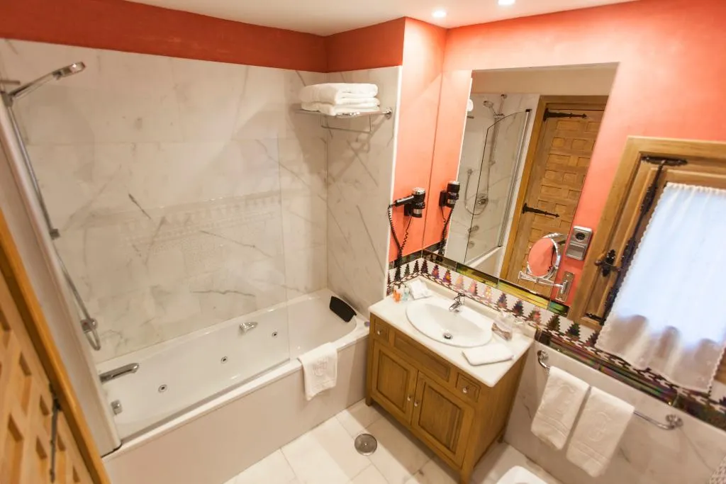 DOUBLE STANDARD Room, Pintor el Greco, Madrid