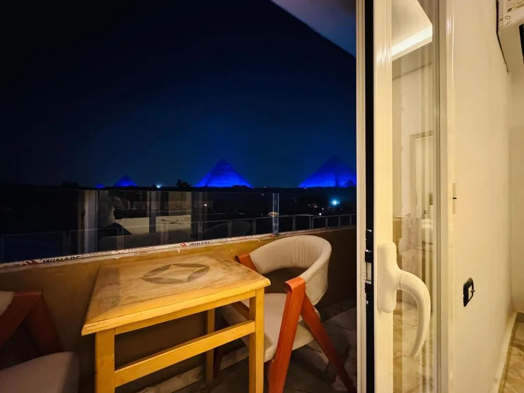 Room, Capital Of Pyramids Hotel, Cairo