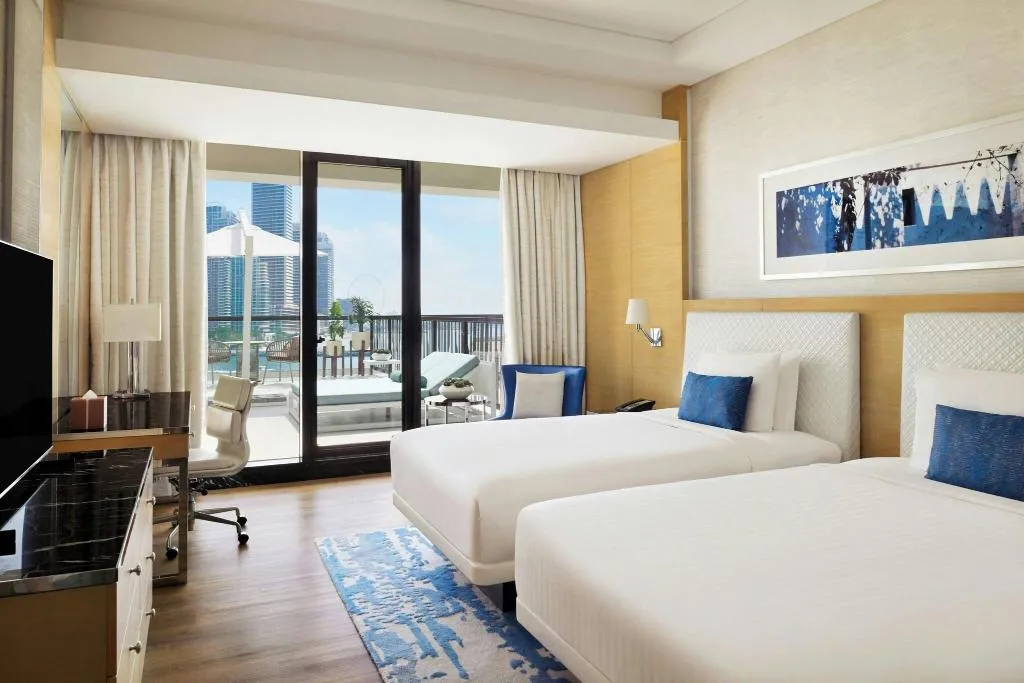 QUADRUPLE SEA VIEW Room, Marriott Resort Palm Jumeirah Dubai, Dubai