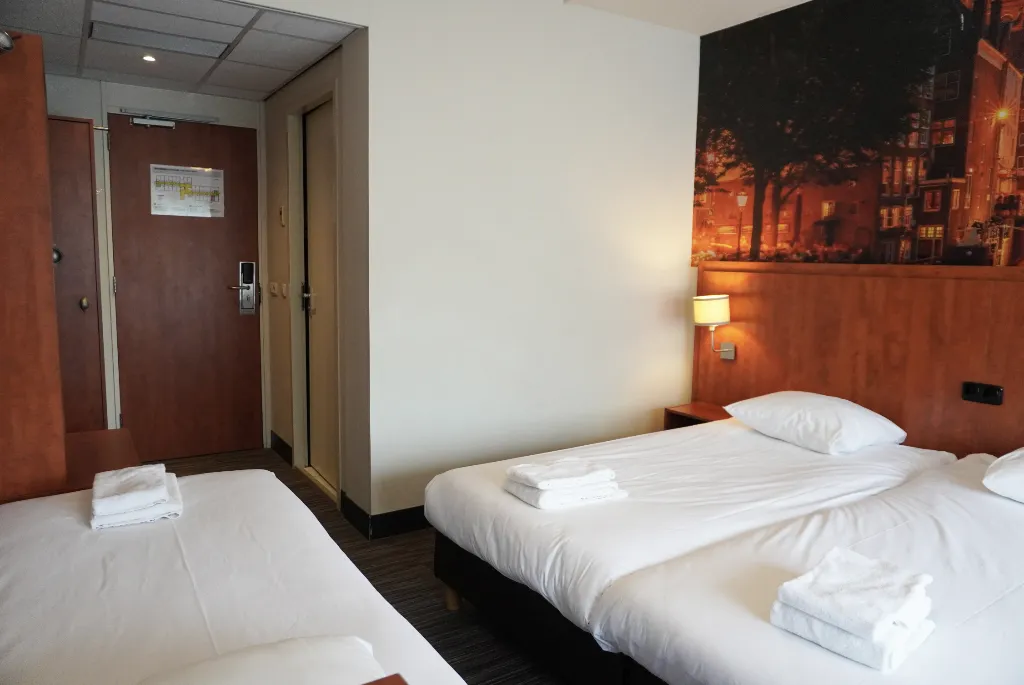 TRIPLE STANDARD Room, Westlake Hotels Amsterdam, Amsterdam