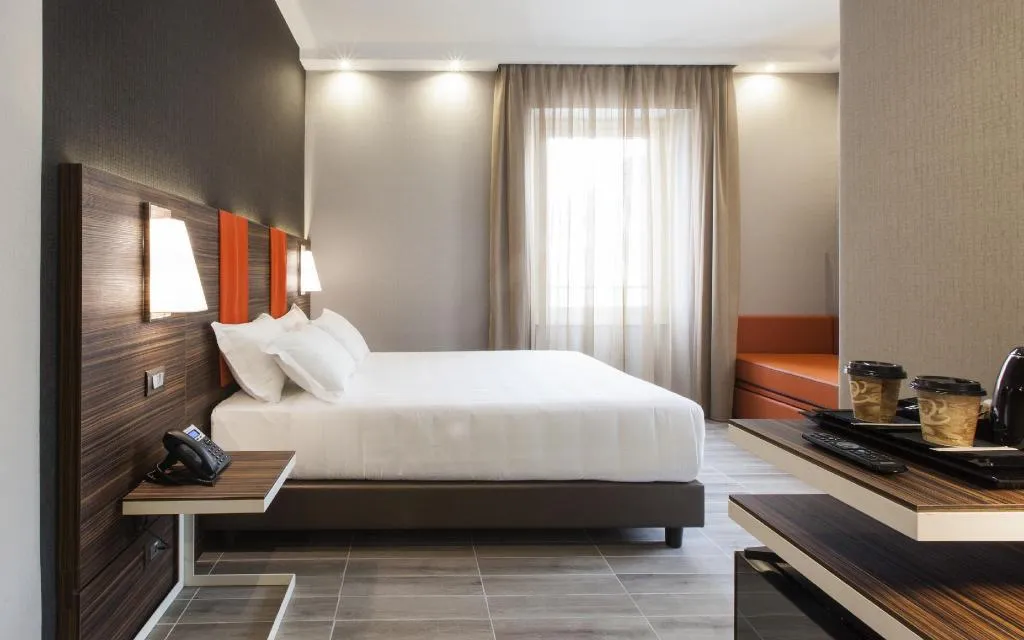TRIPLE SUPERIOR Room, The Republic Hotel, Rome