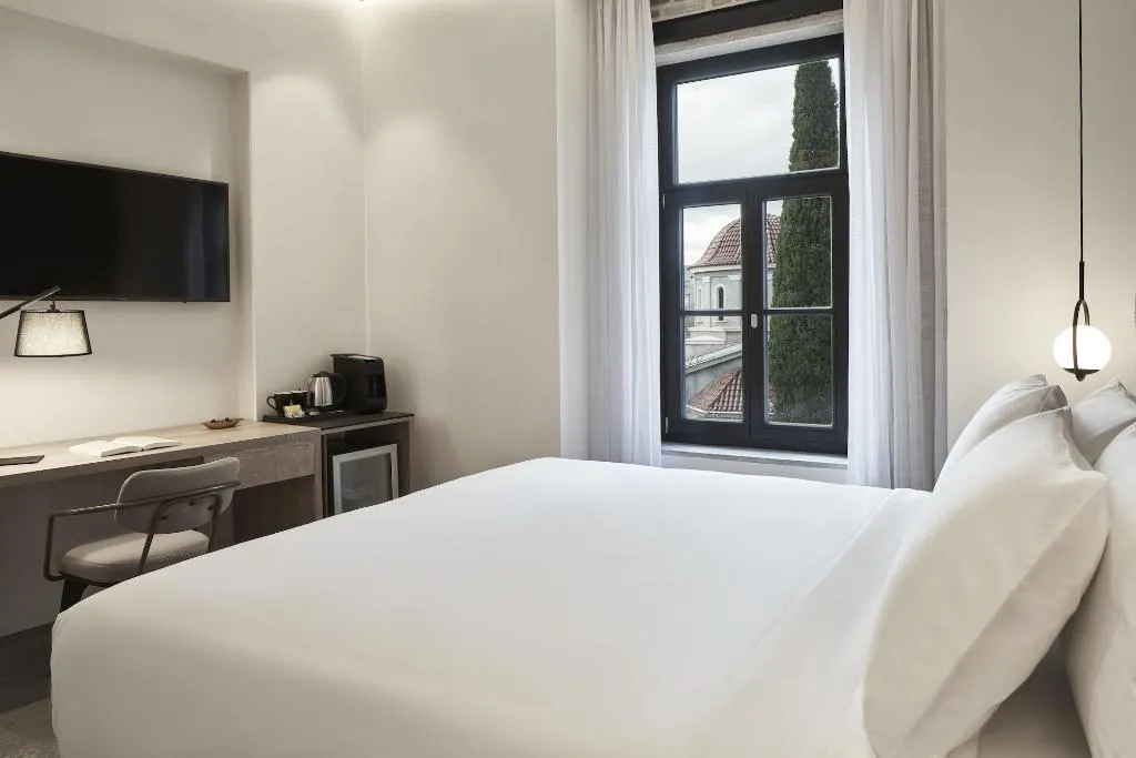 Room, NLH Monastiraki, Athens