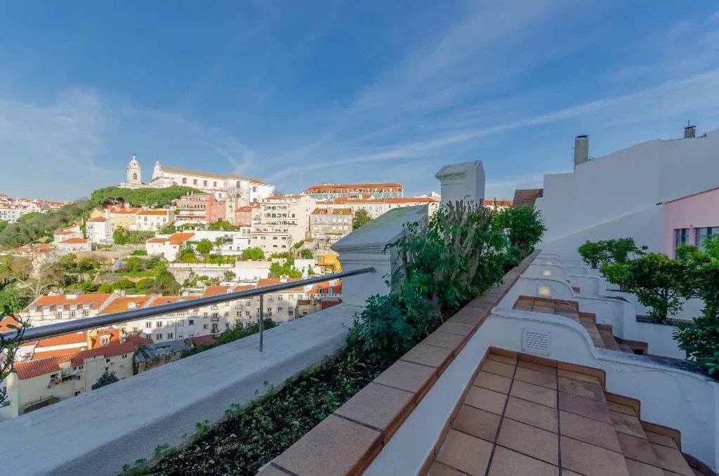 DOUBLE SUPERIOR WITH BALCONY Room, Olissippo Castelo, Lisbon