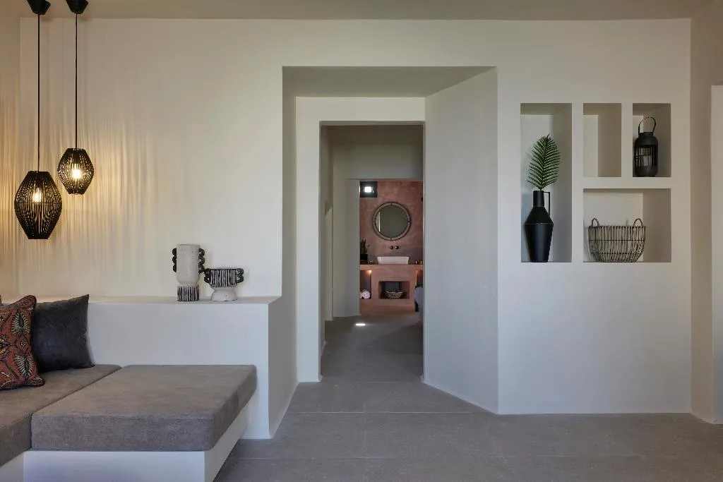 SUITE HONEYMOON Room, Aeon Suites by Mr and Mrs White, Santorini