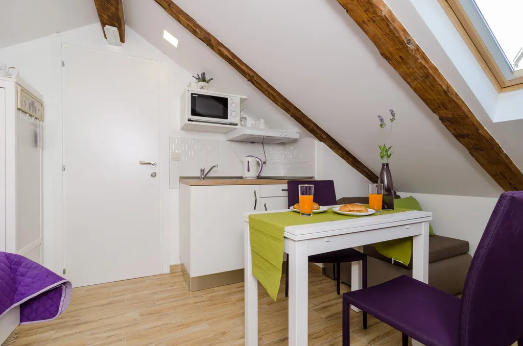 STUDIO SIDE SEA VIEW Room, Lavender Garden Apartments, Dubrovnik