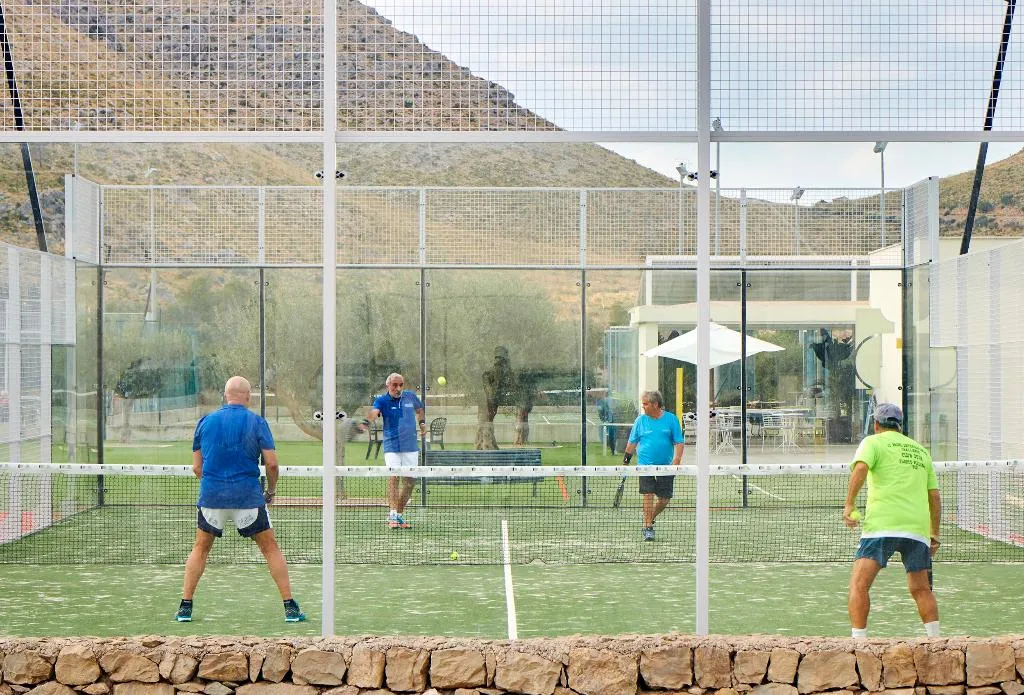 Sports and Entertainment, Duva, Majorca