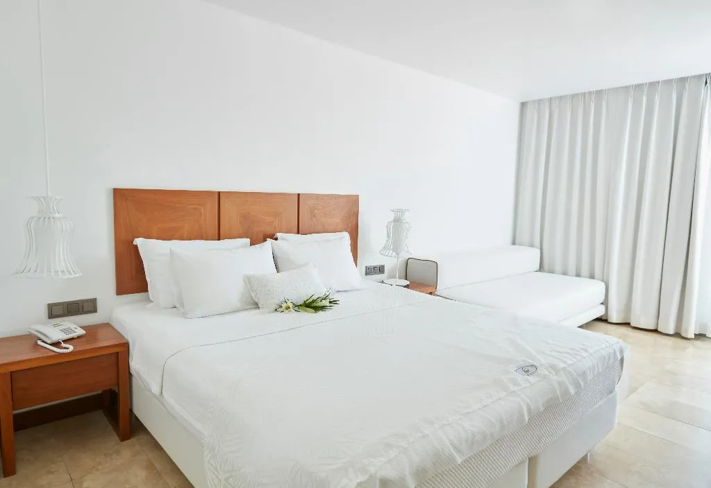 DOUBLE SINGLE USE DELUXE Room, Flow Datca Surf & Beach Hotel, Dalaman