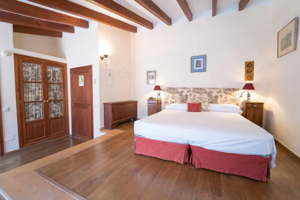 Double or Twin WITH TERRACE Room, Hotel Rural S'Olivaret, Majorca
