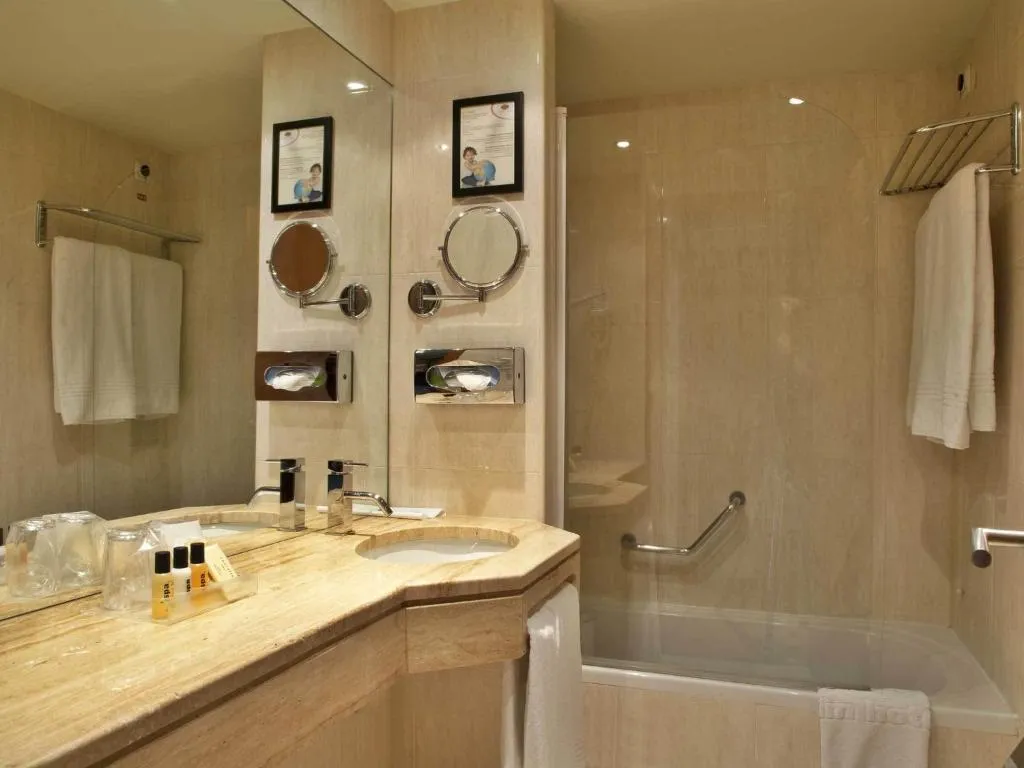 JUNIOR SUITE STANDARD Room, Turim Iberia Hotel, Lisbon