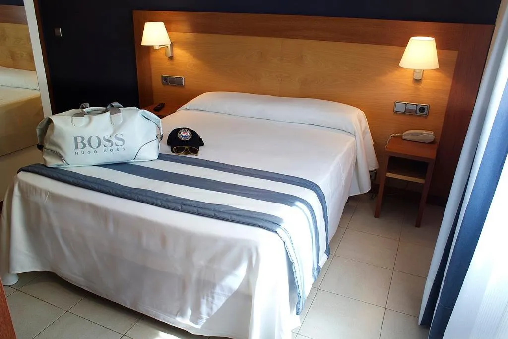Double or Twin INNER Room, Els Pins, Costa Brava