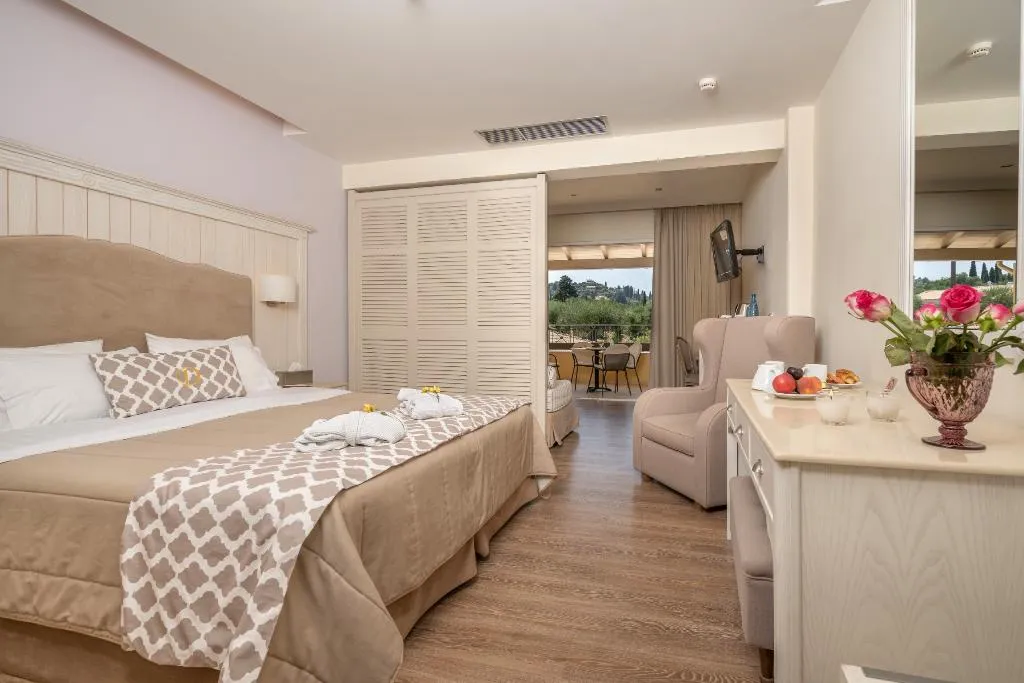 JUNIOR SUITE CAPACITY 3 Room, Art Hotel Debono, Corfu