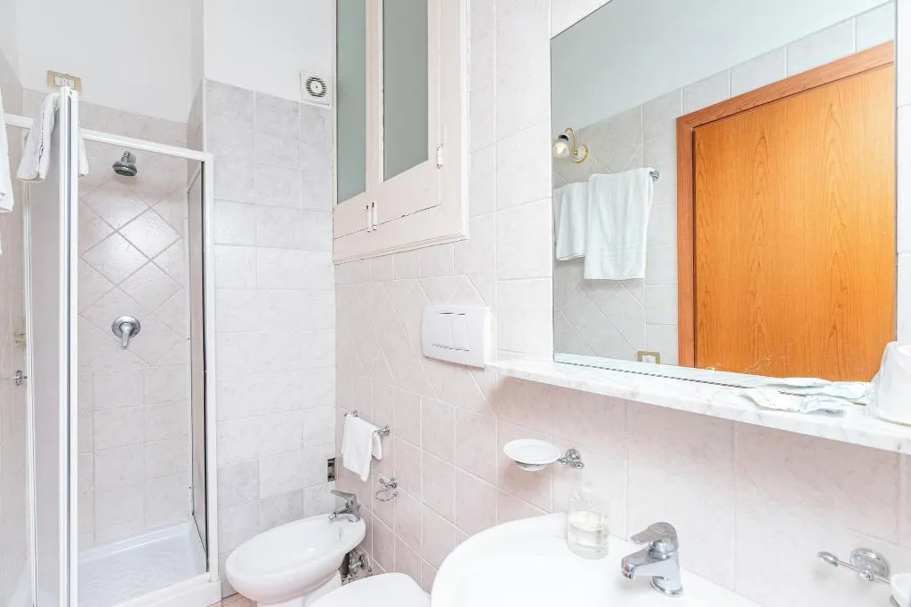 DOUBLE STANDARD Room, Fontana, Naples
