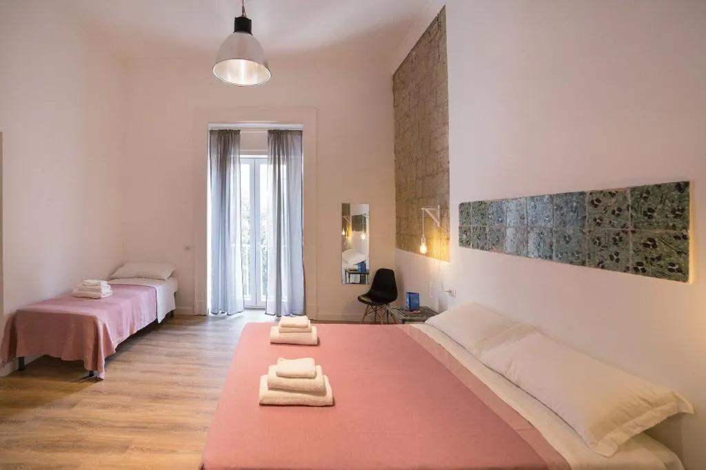 Room, Borgo Vergini Garden, Naples