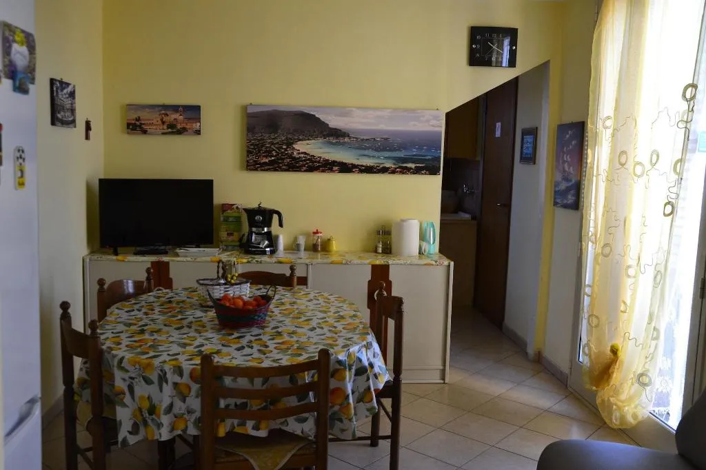 Room, B&B La Fenicia, Palermo
