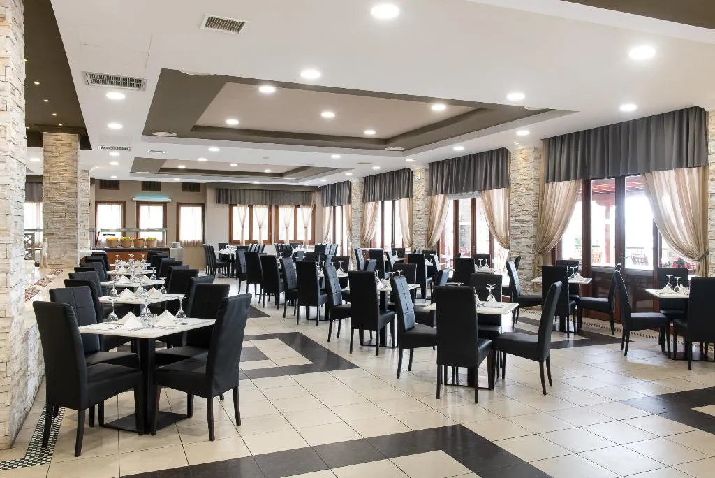 Restaurant, Alexandros Palace Hotel & Suites, Halkidiki