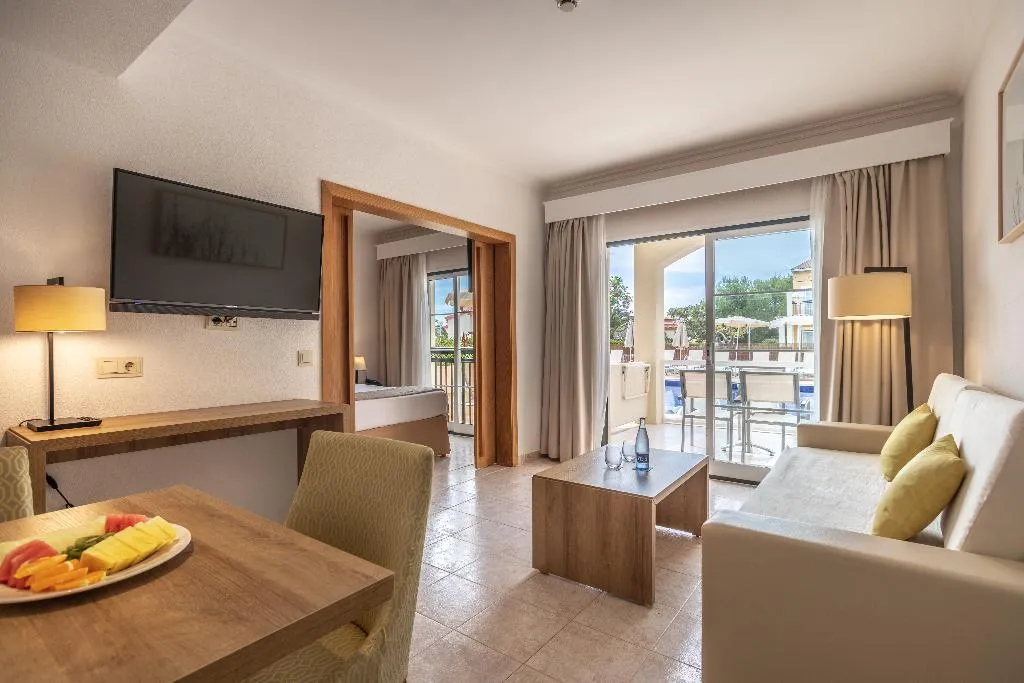 APARTMENT SUPERIOR Room, Zafiro Menorca, Menorca