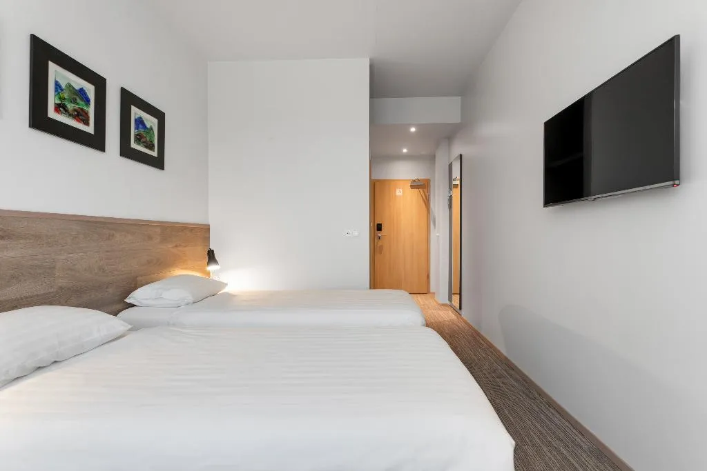 Double or Twin STANDARD Room, Hotel Vellir, Reykjavik