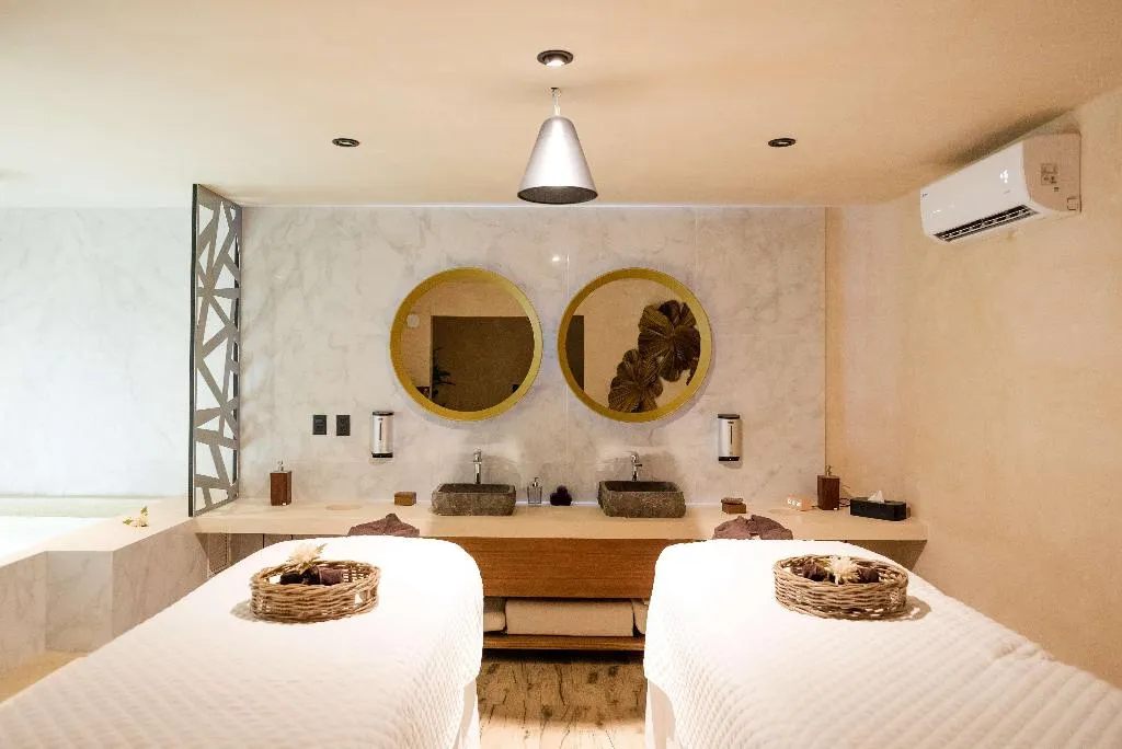 Sports and Entertainment, The Reef Playacar Beach Resort & Spa, Cancun Area