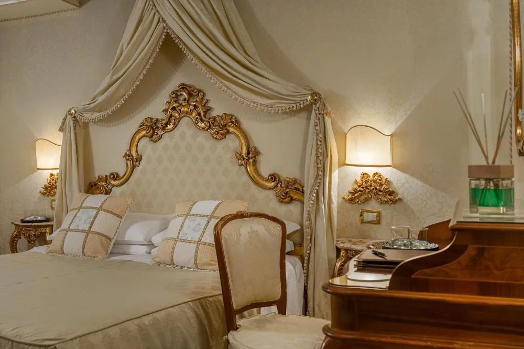 DOUBLE SUPERIOR Room, Antico Doge - a Member of Elizabeth Hotel, Venice