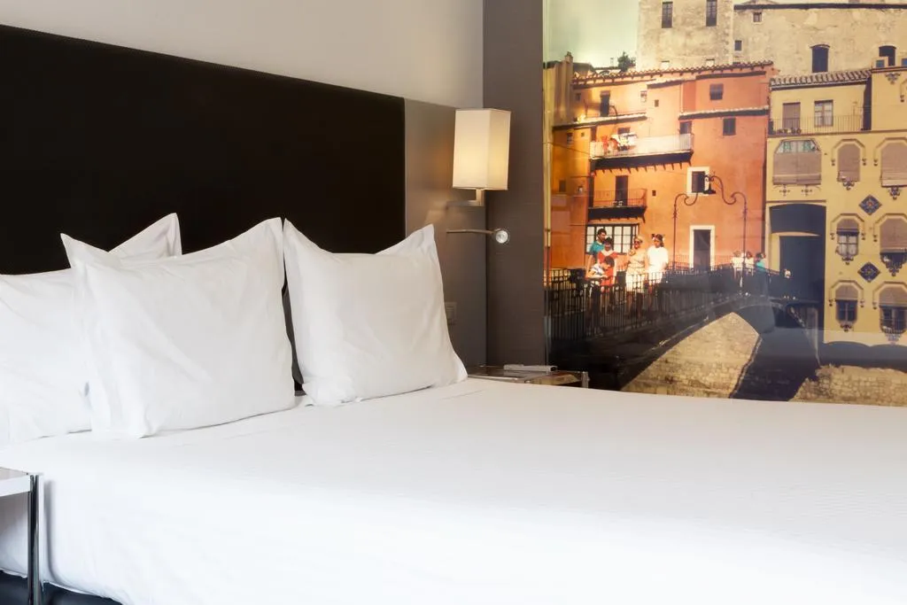 Double or Twin STANDARD Room, Hotel Palau de Bellavista Girona by URH, Costa Brava
