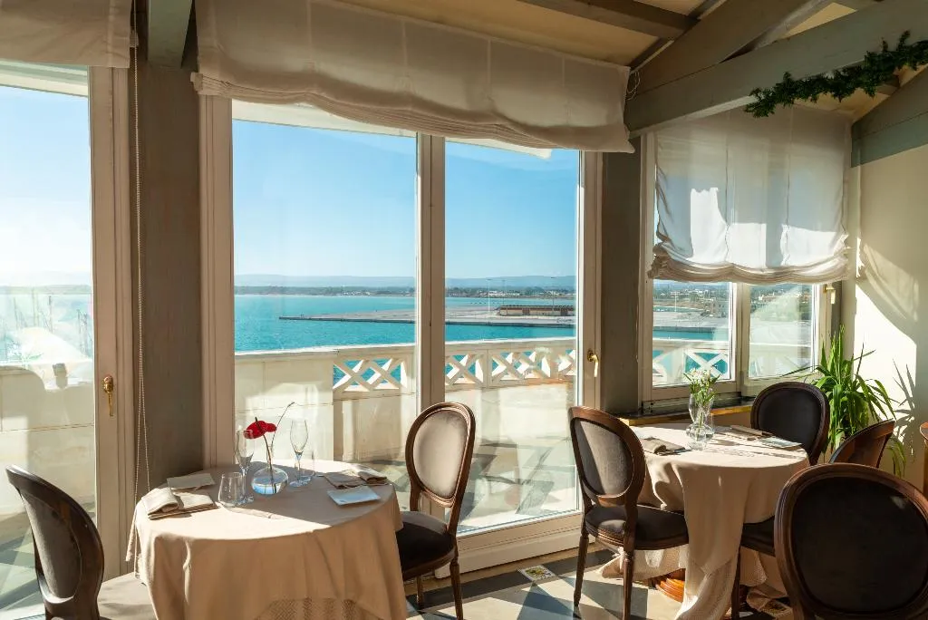 Restaurant, Grand Hotel Ortigia, Catania