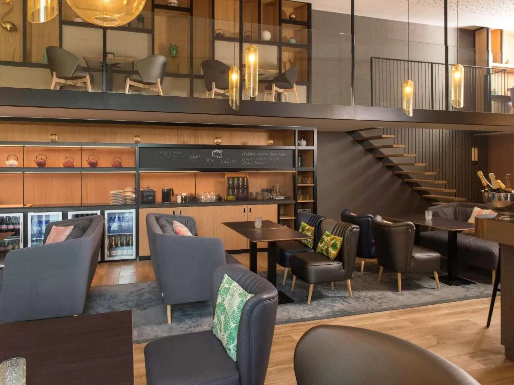 Bar, Novotel Charleroi Centre, Brussels