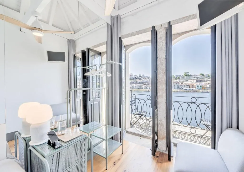 DOUBLE PREMIUM Room, Homey River Suites, Porto