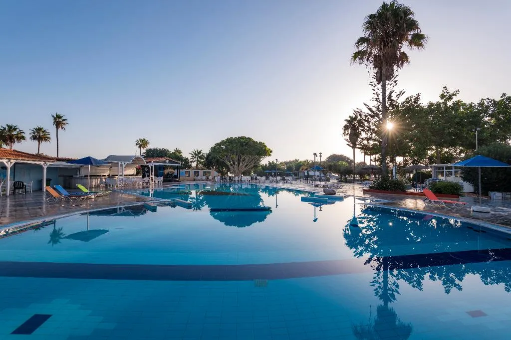 Pool, Atlantis, Kos
