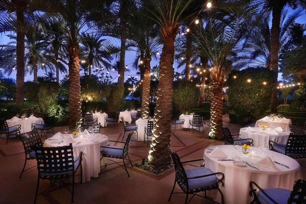 Restaurant, The Ritz-Carlton, Dubai, Dubai