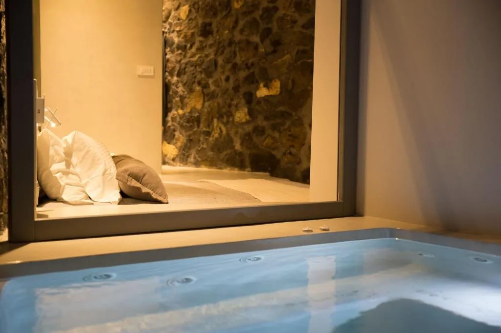 Room, Horizon Mills Villas & Suites, Santorini
