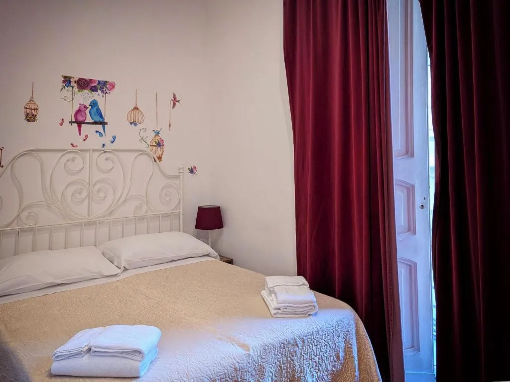 Room, La Locanda Dell Arte, Naples