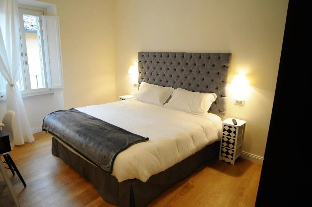 Room, Magia A Trilussa, Rome