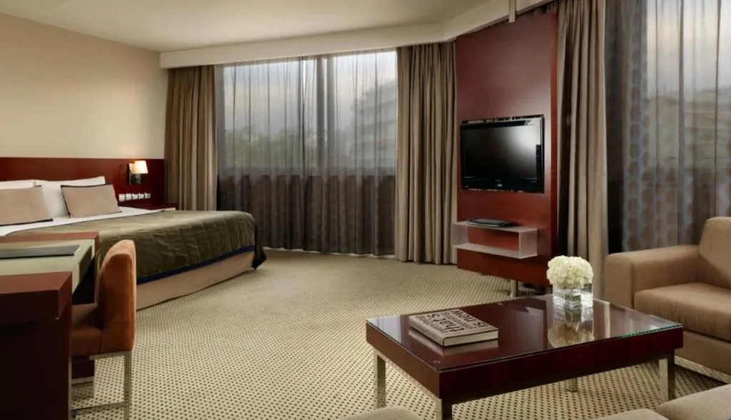 SUITE KING SIZE BED Room, Athenaeum InterContinental Athens, Athens