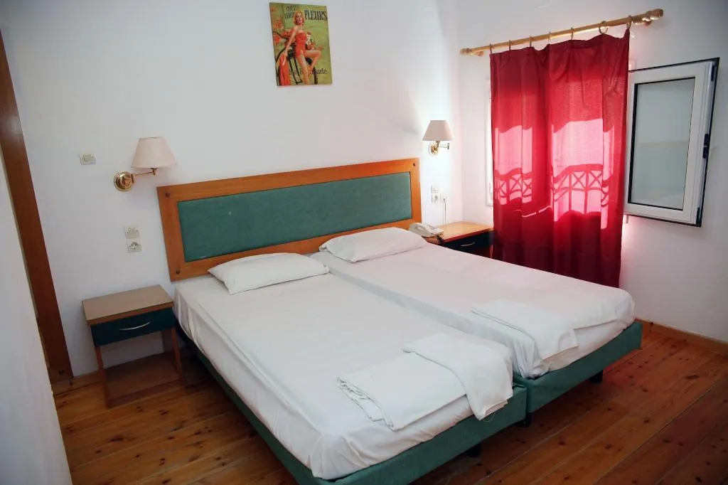 Room, Oula maisonettes, Corfu