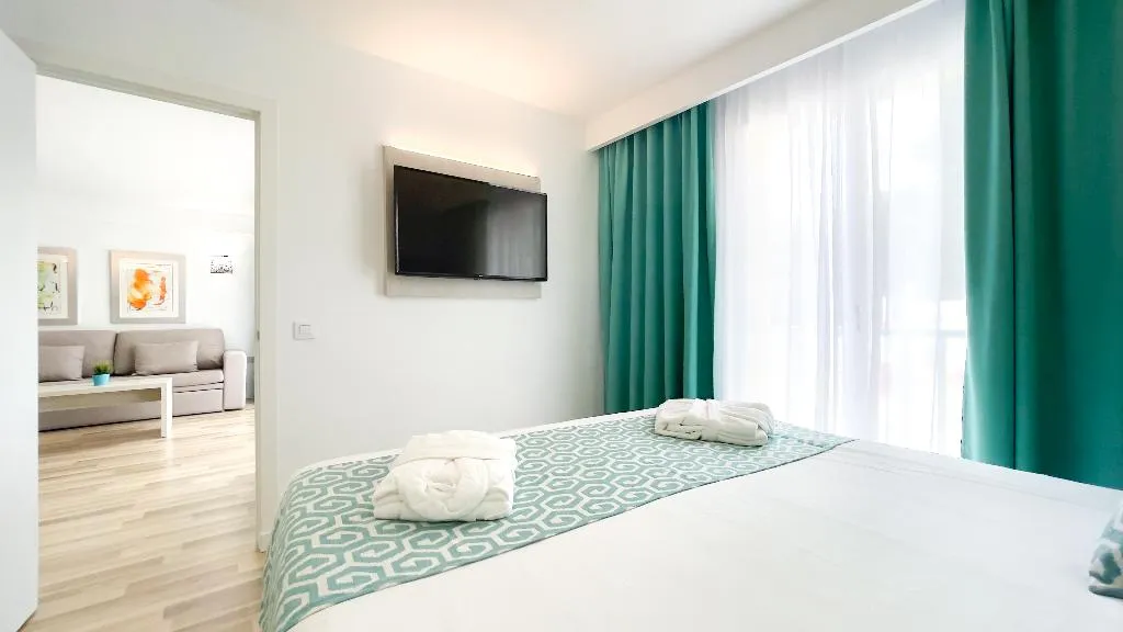 SUITE ONE BEDROOM ONE BATHROOM Room, Comitas Floramar, Menorca
