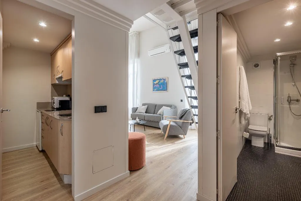 APARTMENT CAPACITY 3 ONE BEDROOM Room, Libere Madrid Palacio Real, Madrid