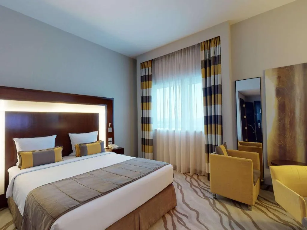 DOUBLE SUPERIOR Room, Novotel Dubai Al Barsha, Dubai
