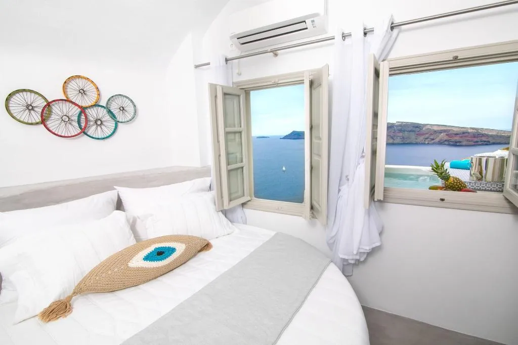 Room, Kaleidoscope Cave Houses Oia, Santorini