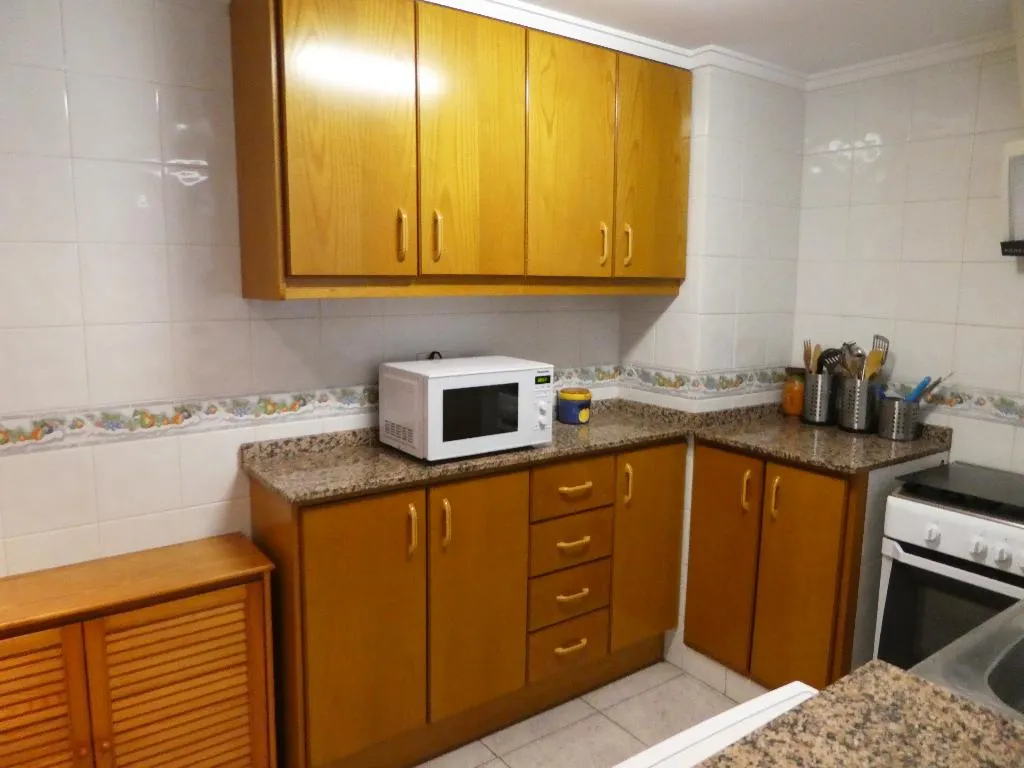 APARTMENT CAPACITY 8 THREE BEDROOMS Room, Apartamentos Gandía Primera Línea de Playa 3000, Valencia