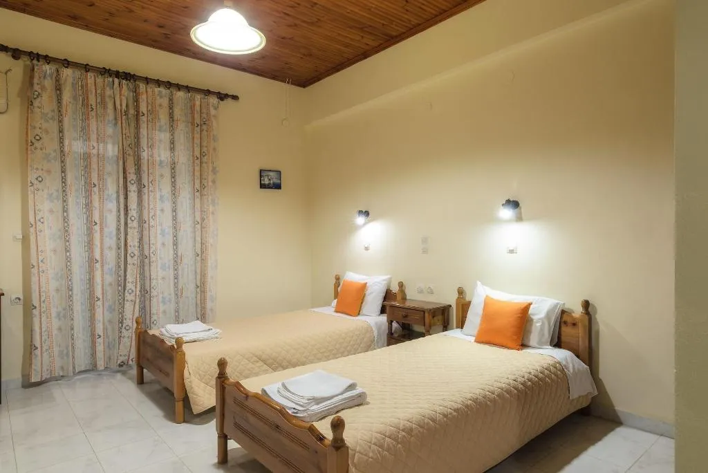 Room, Artemis Room, Zante