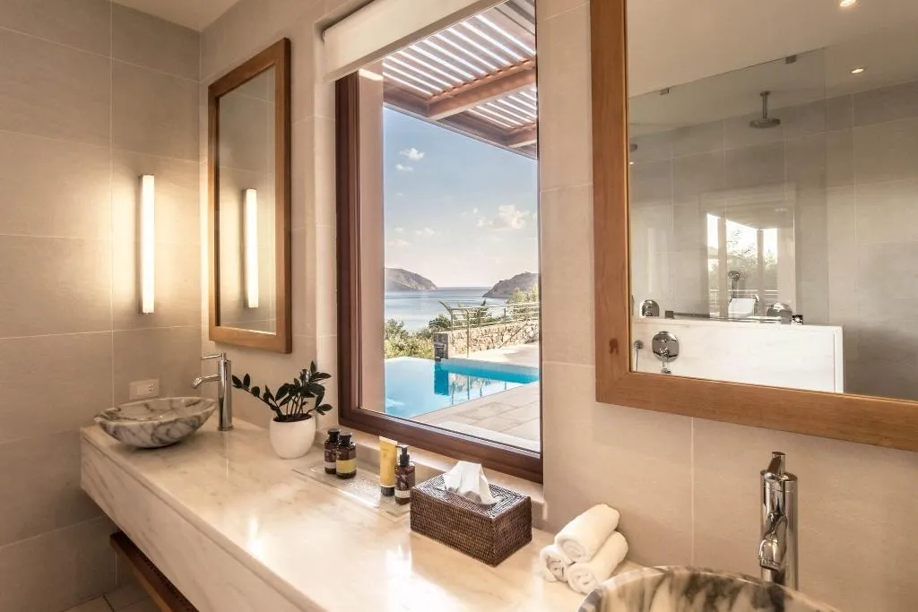 SUITE SEA VIEW WITH PRIVATE POOL Room, Phaea Blue, a member of SLH, Crete