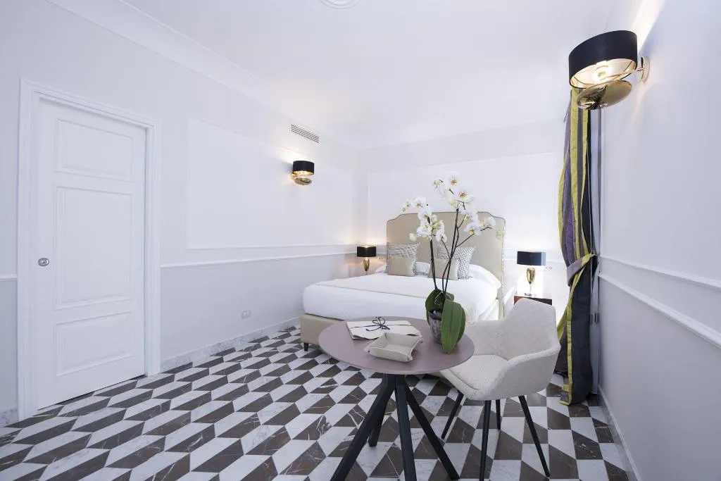 Room, La Bambagina, Naples