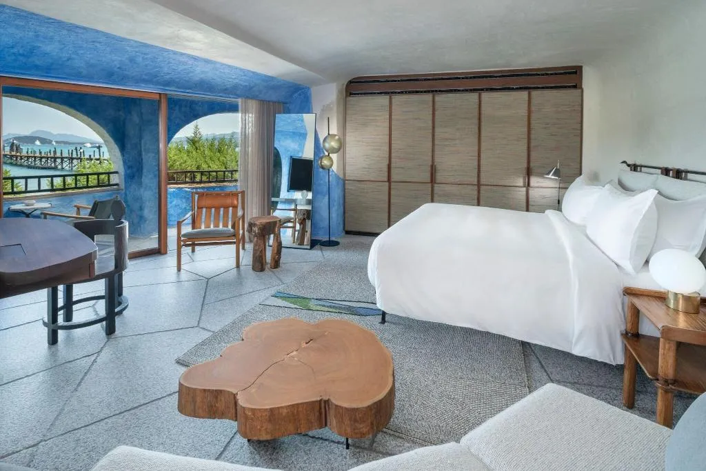 DOUBLE PREMIUM KING BED Room, Cala di Volpe, Olbia