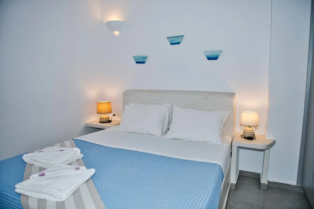 TRIPLE DELUXE Room, The Last Sunbeam, Santorini