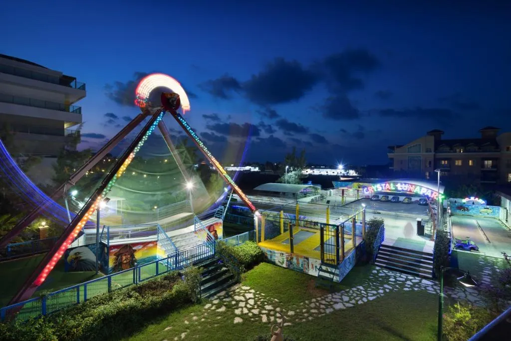 Sports and Entertainment, Crystal Paraiso Aqua Collection, Antalya