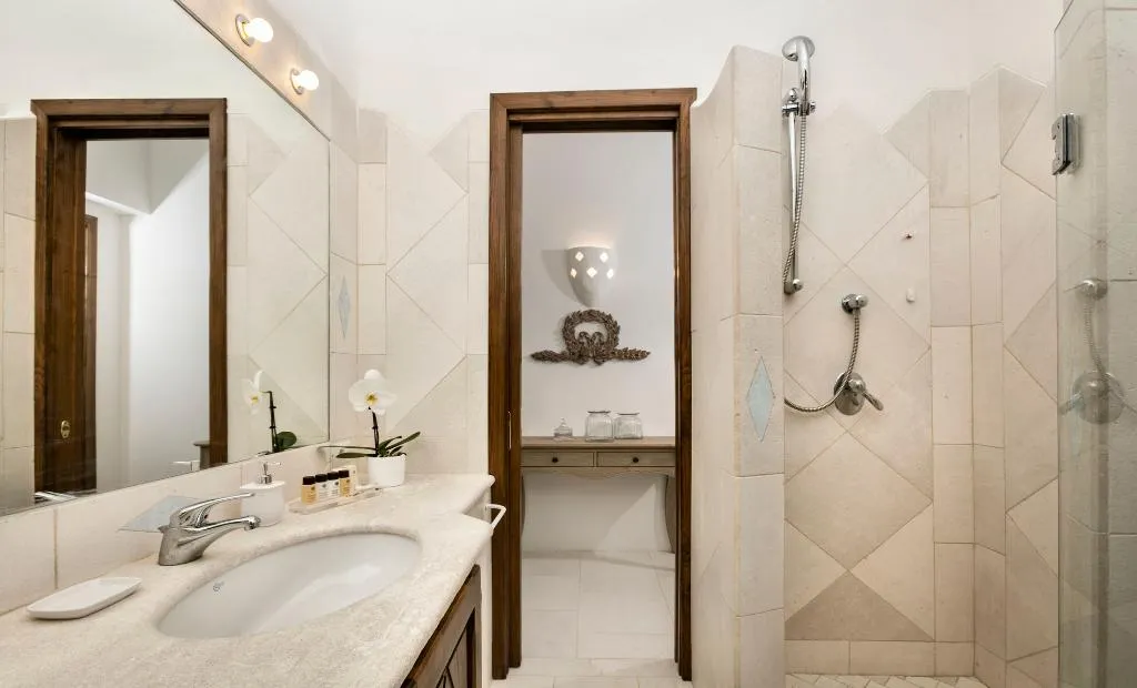 SUITE EXECUTIVE Room, Relais Villa Carola, Olbia